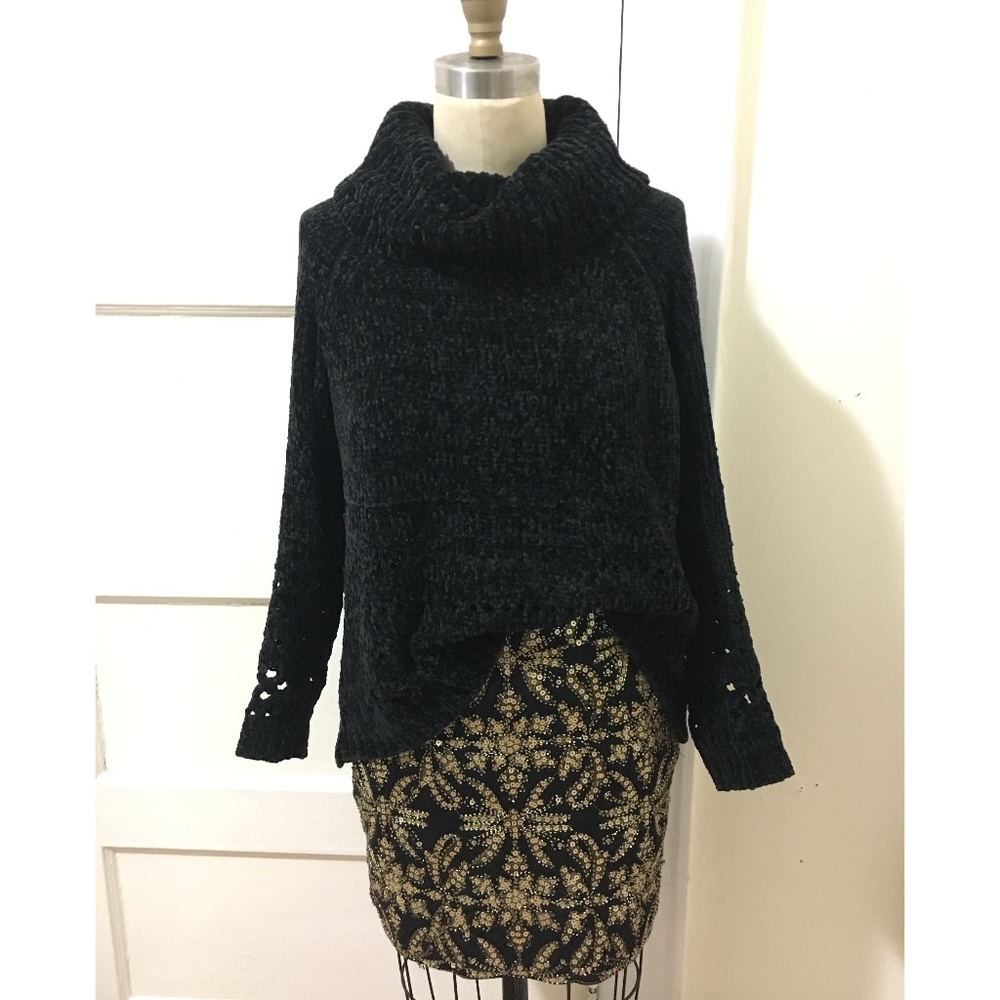 Black and Gold Sequin Mini Skirt